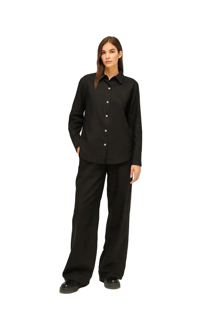 Chemise noire oversize minimaliste