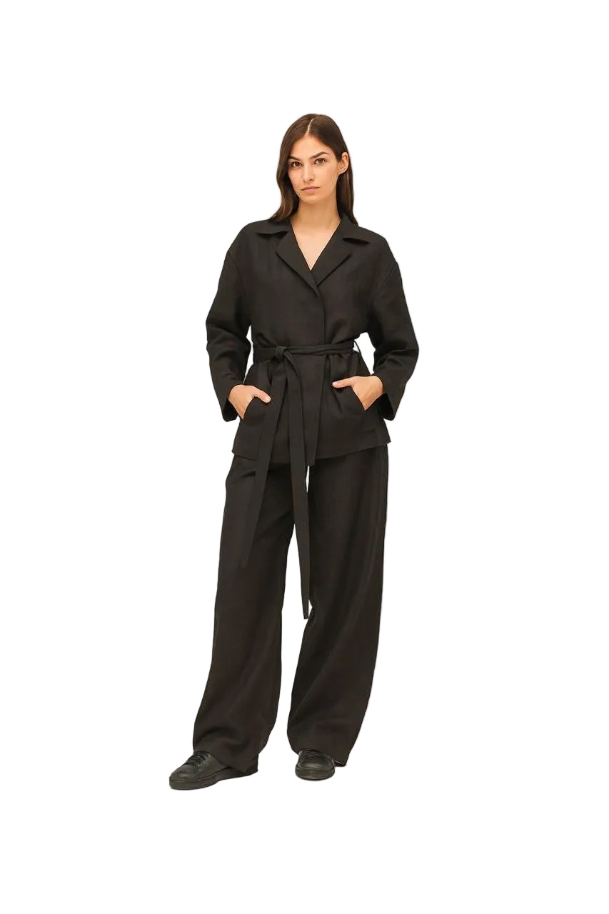 Ensemble noir monochrome
